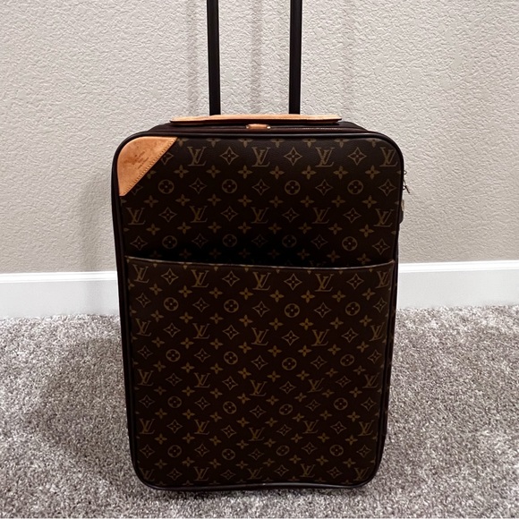 Louis Vuitton Pegase 55 Monogram Canvas Carry-on Suitcase luggage. - Picture 2 of 11